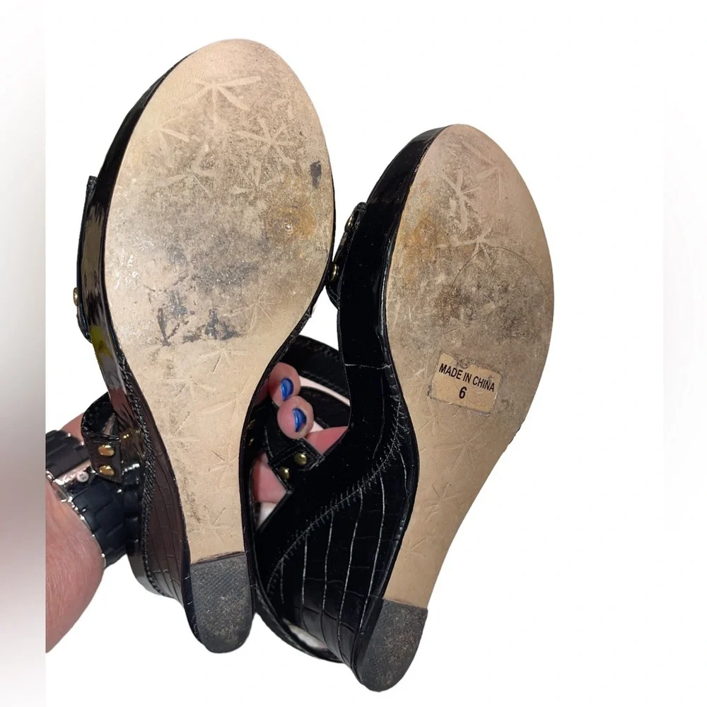 Exchange by Charles David - black ankle strap Wedges - size 6 - EUC